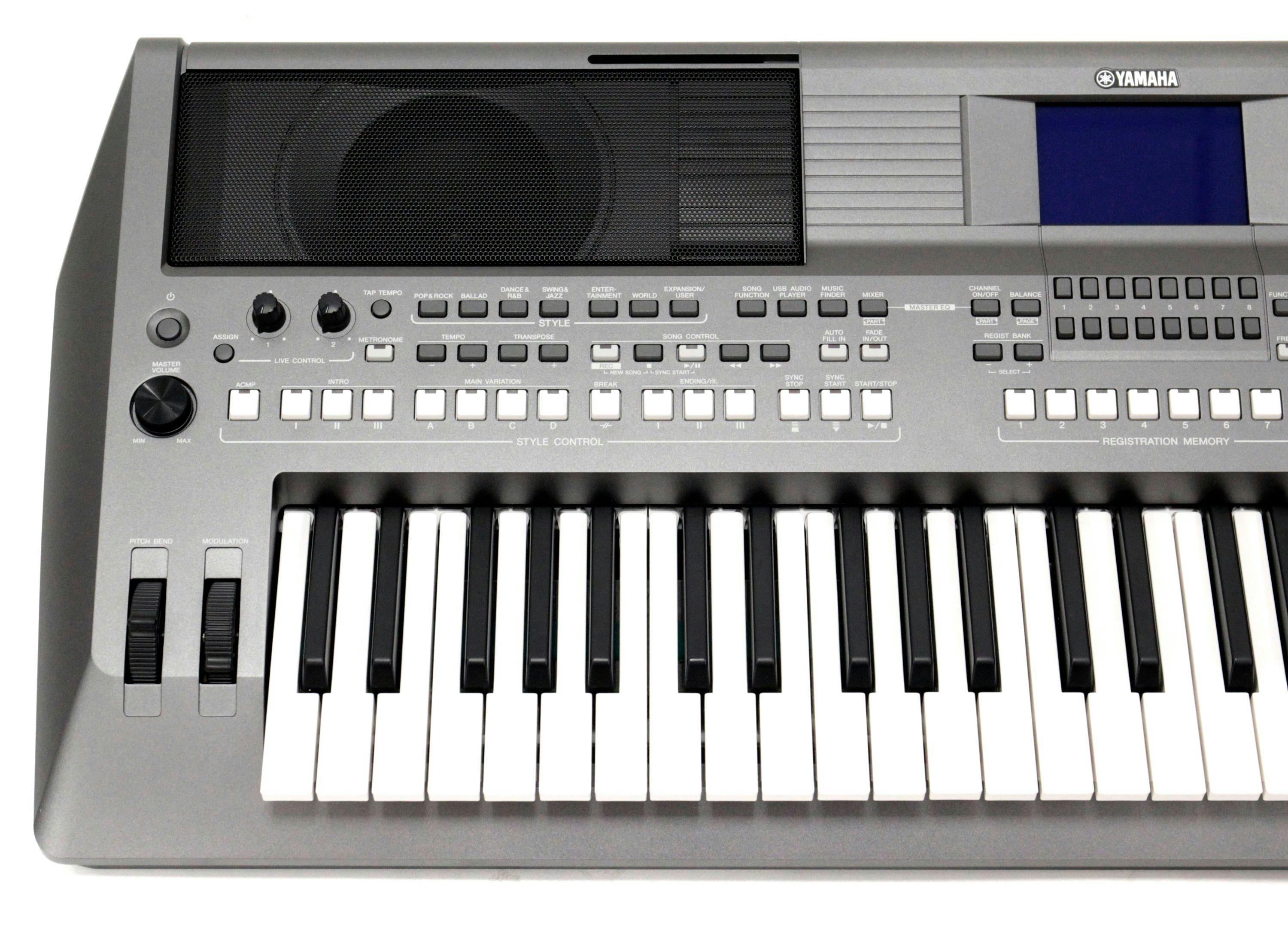 B Stock : Yamaha PSR S670 PORTABLE Keyboard w/ PSU - Andertons 